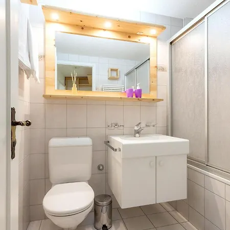 Casa Viktoria B26 *